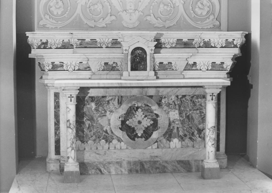 Altare