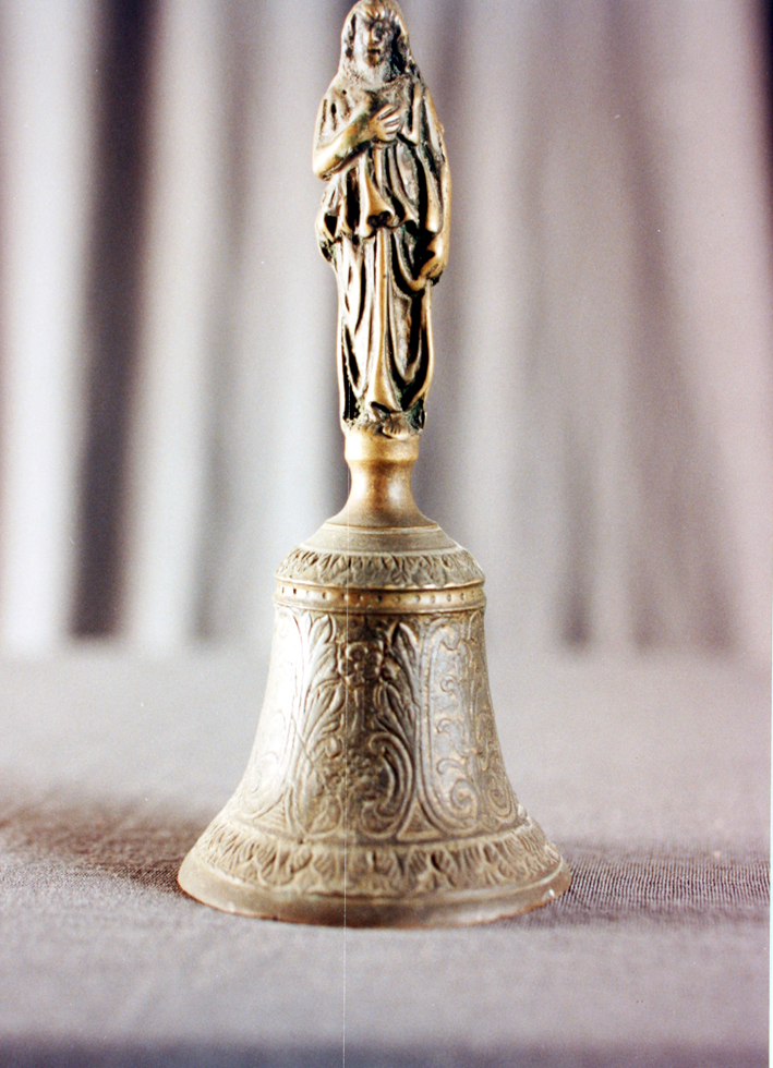 Campanello d'altare