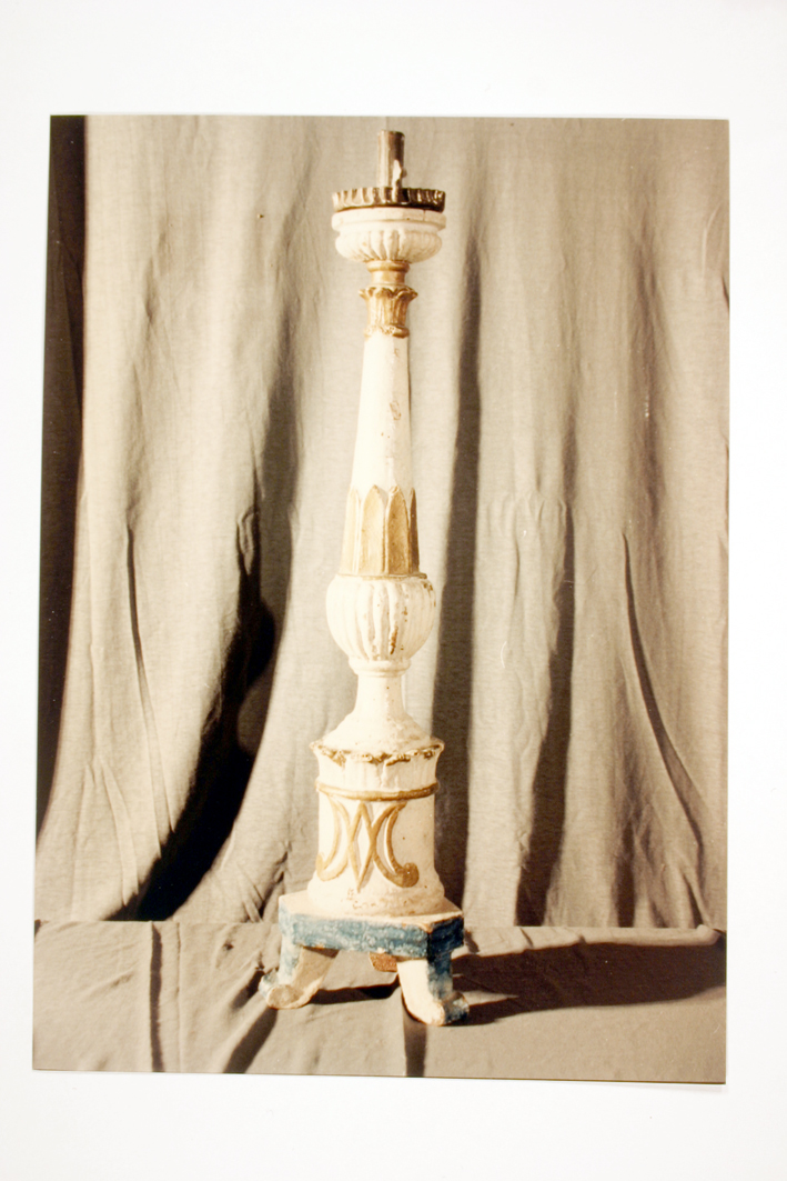 Candeliere d'altare, serie