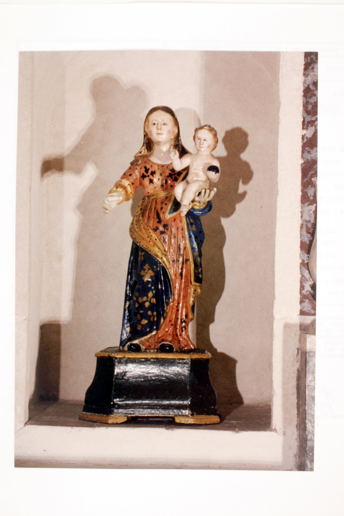 Madonna del rimedio, madonna con bambino (statua)