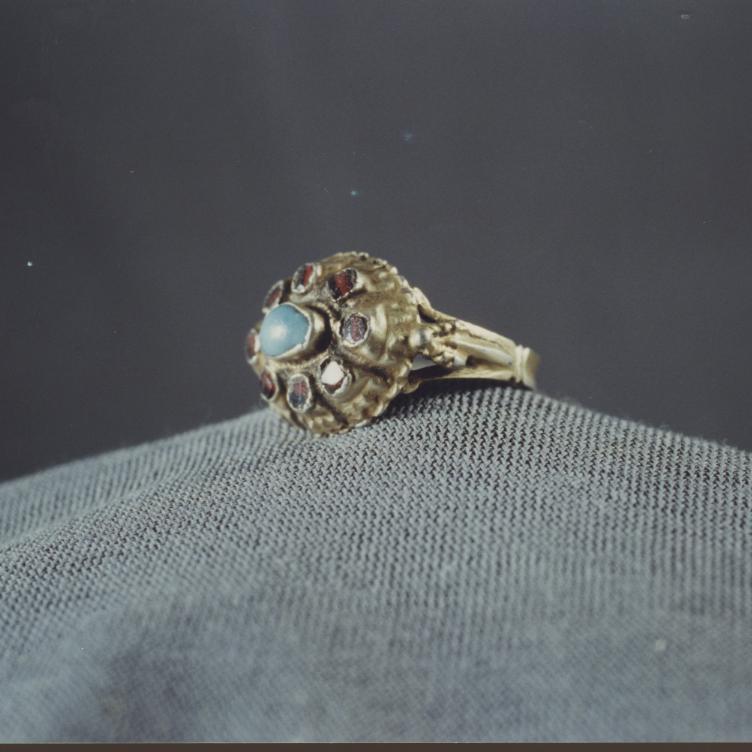 Anello