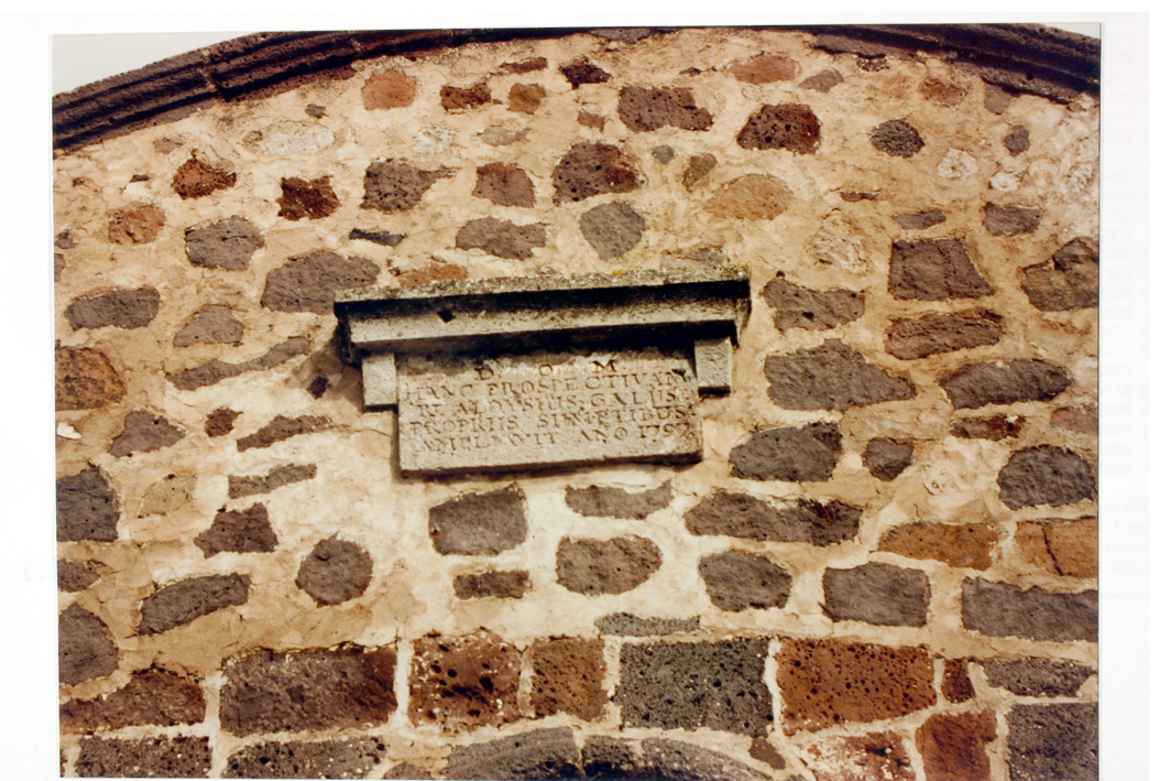 Lapide commemorativa
