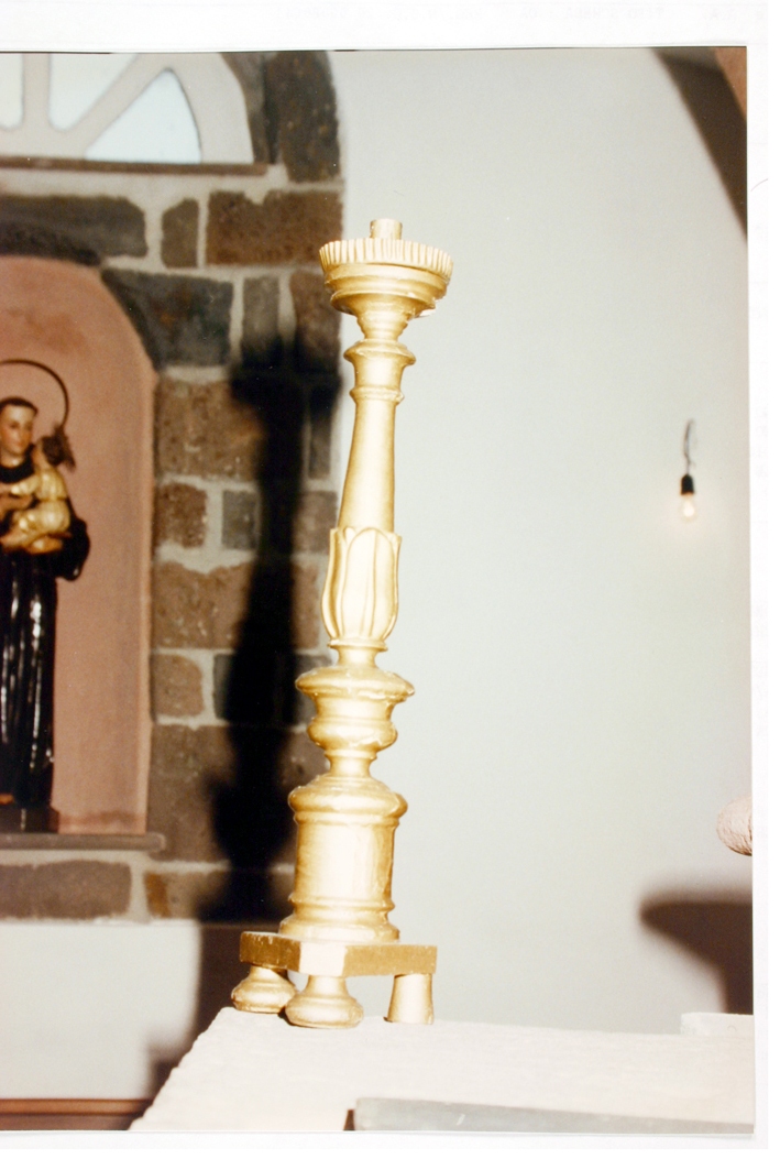 Candeliere d'altare, serie