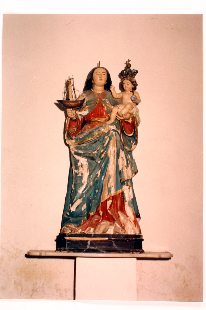 Madonna di bonaria (statua)