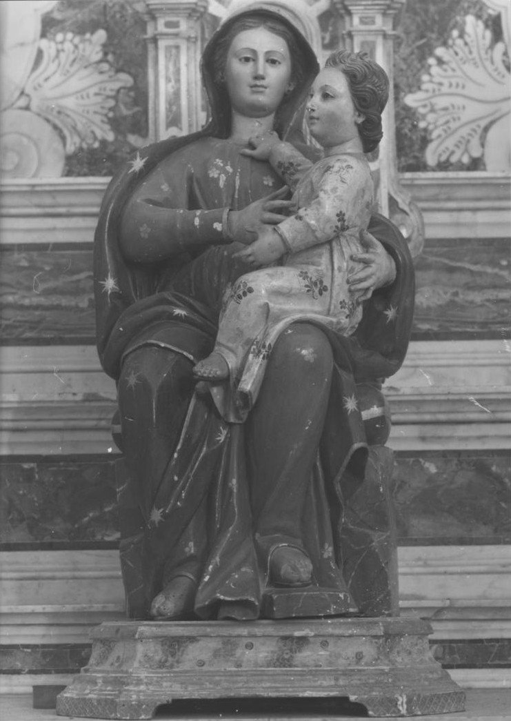 Madonna di montenegro (scultura)