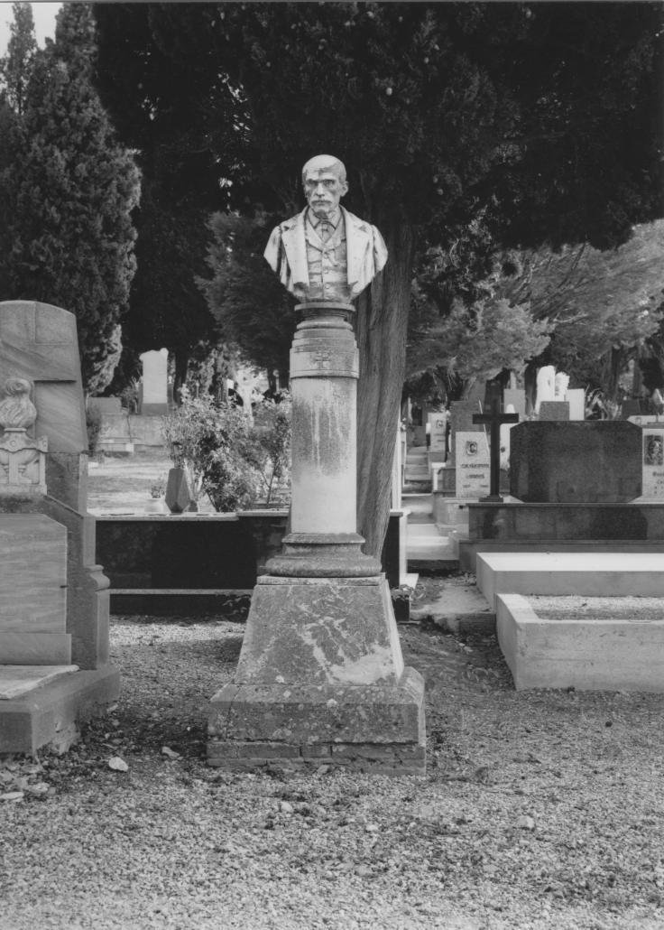 Busto di uomo (monumento funebre)