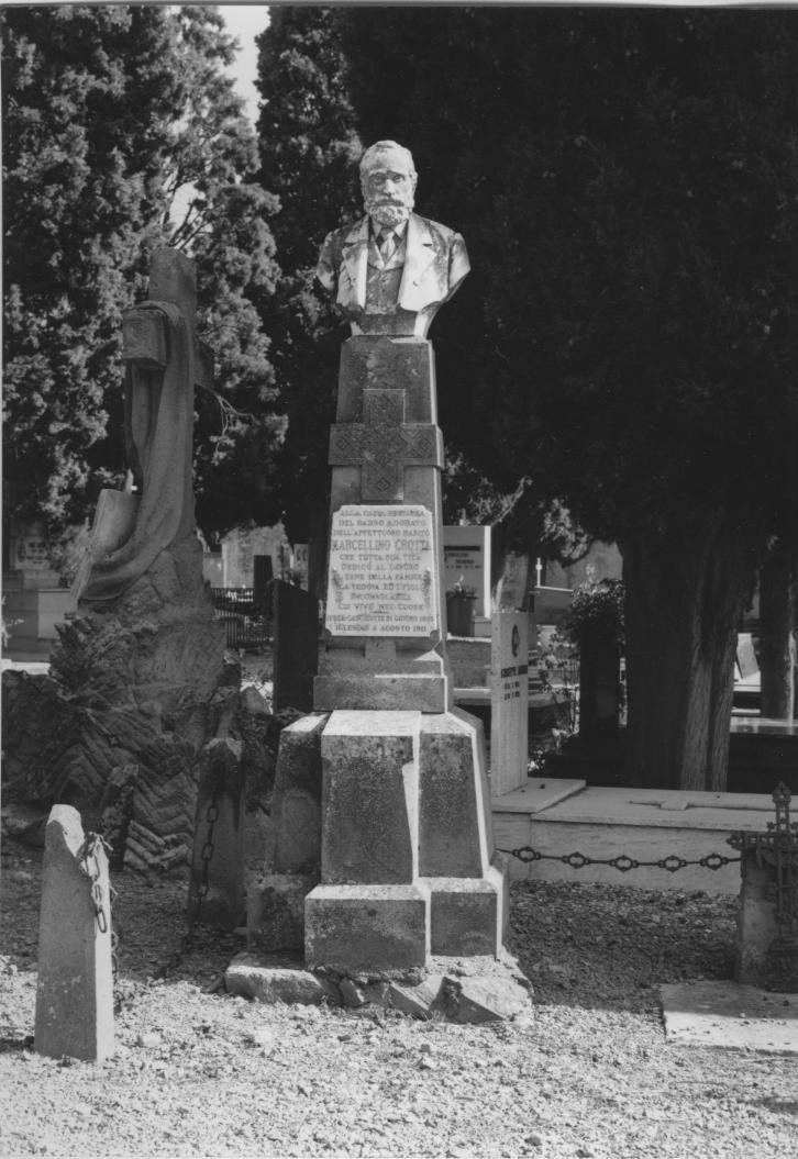 Busto di uomo (monumento funebre)