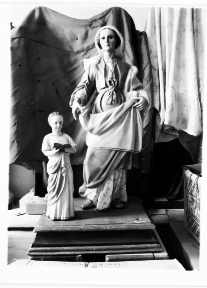 Maria vergine bambina e sant'anna (gruppo scultoreo)