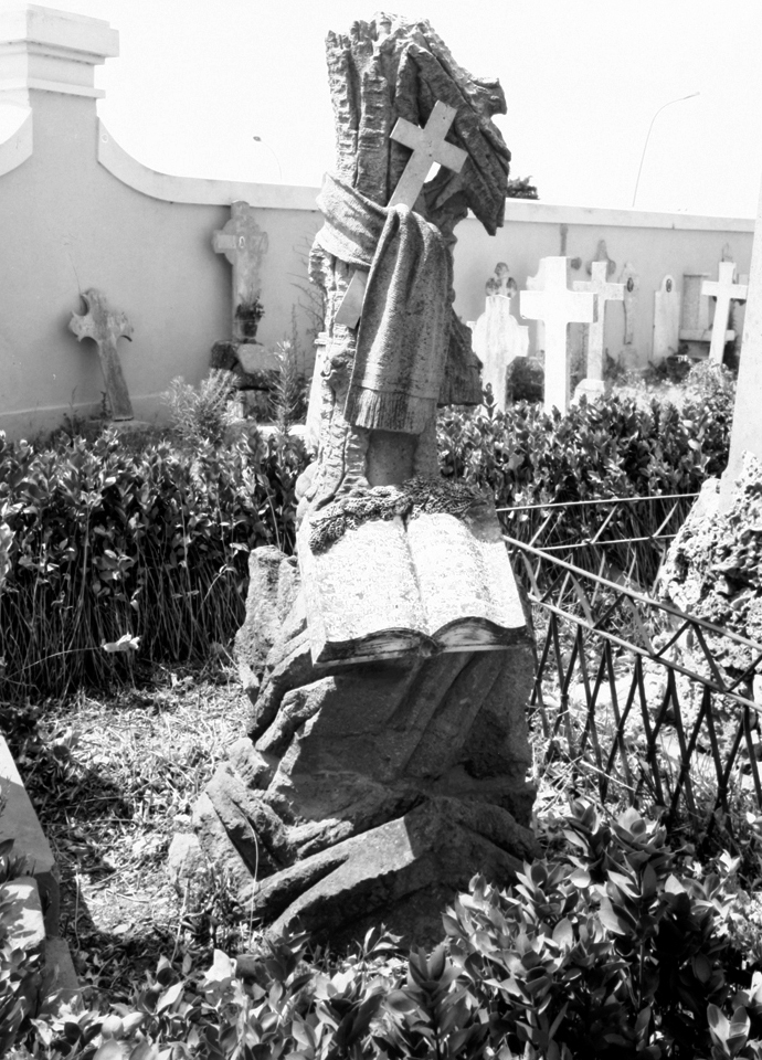 monumento funebre - bottega sarda (sec. XX)