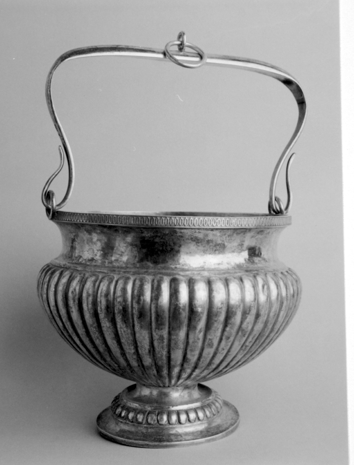 Secchiello per l'acqua benedetta