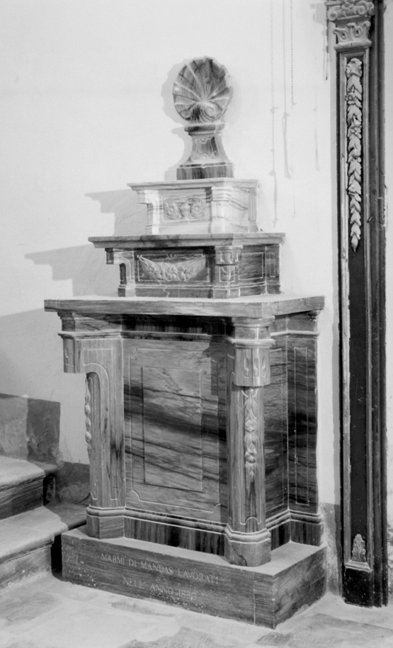 Credenza