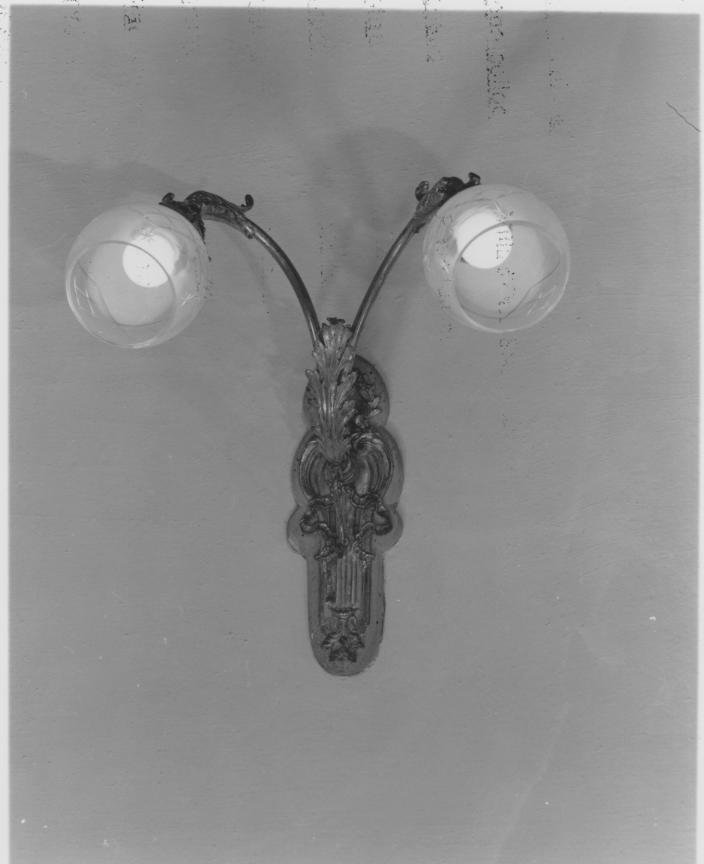 Lampada - a muro