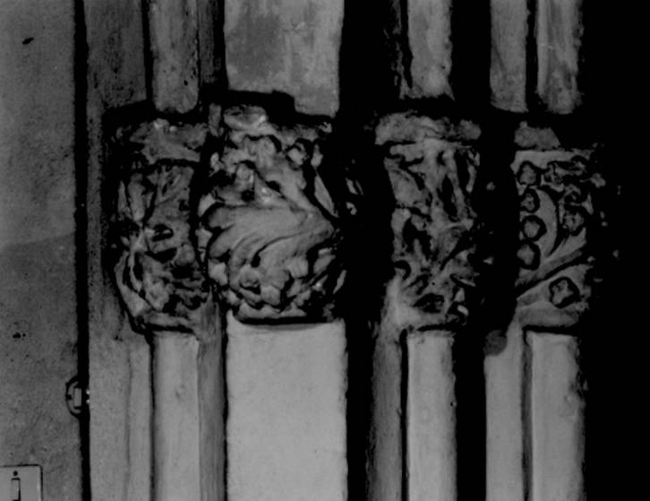 Capitello, serie