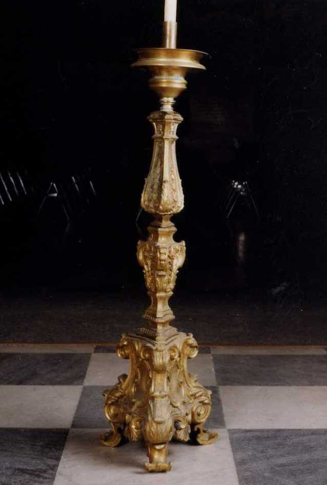 Base per il cero pasquale