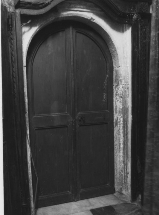 Porta - a due battenti