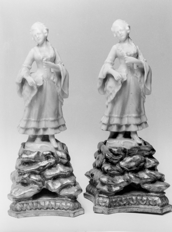 Gentildonna (scultura)