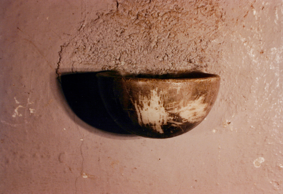 Acquasantiera pensile
