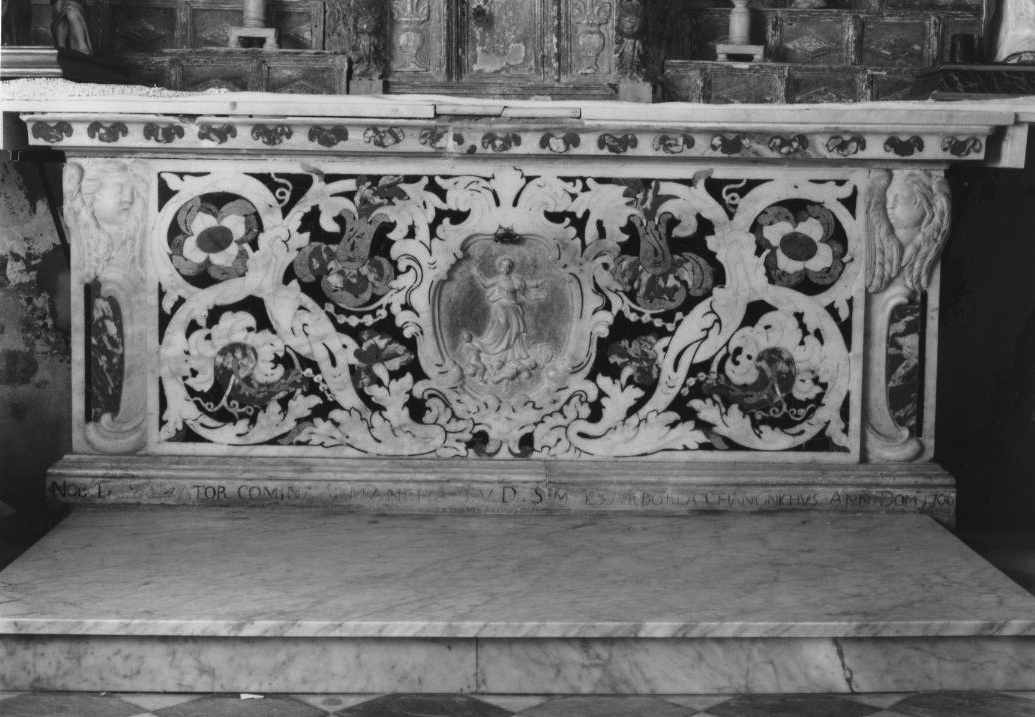 Altare