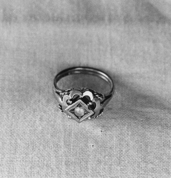 Anello