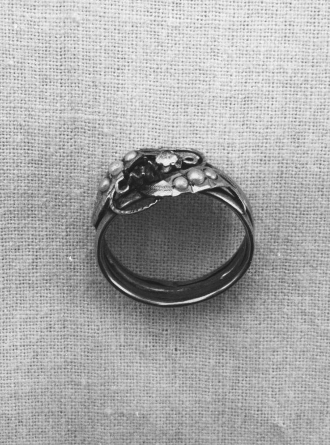 Anello