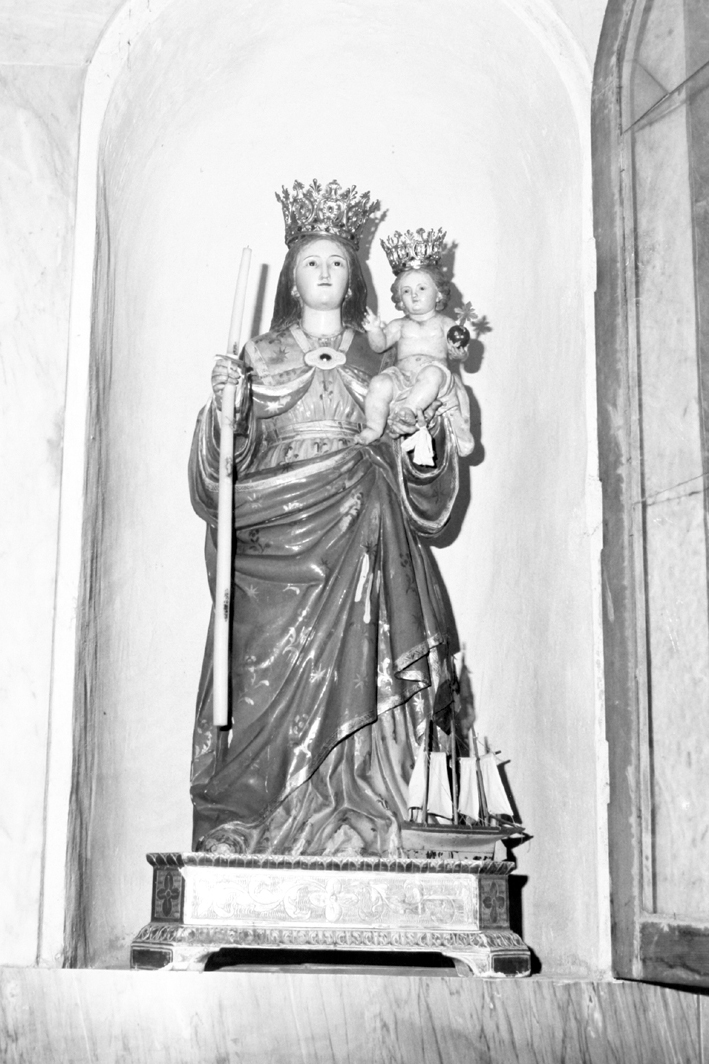 Madonna di bonaria, madonna con bambino (statua)