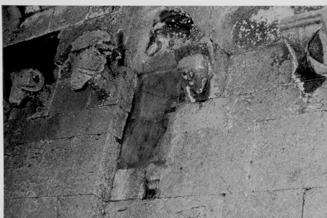 Motivi decorativi (mensola architettonica)