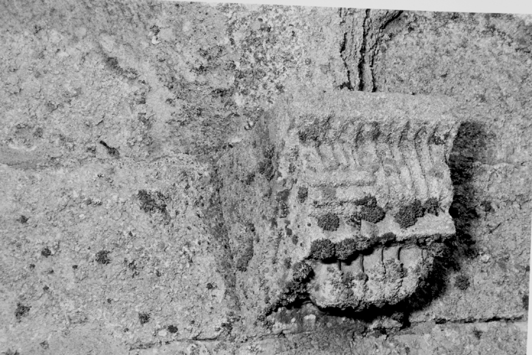Motivo decorativo geometrico (mensola architettonica)
