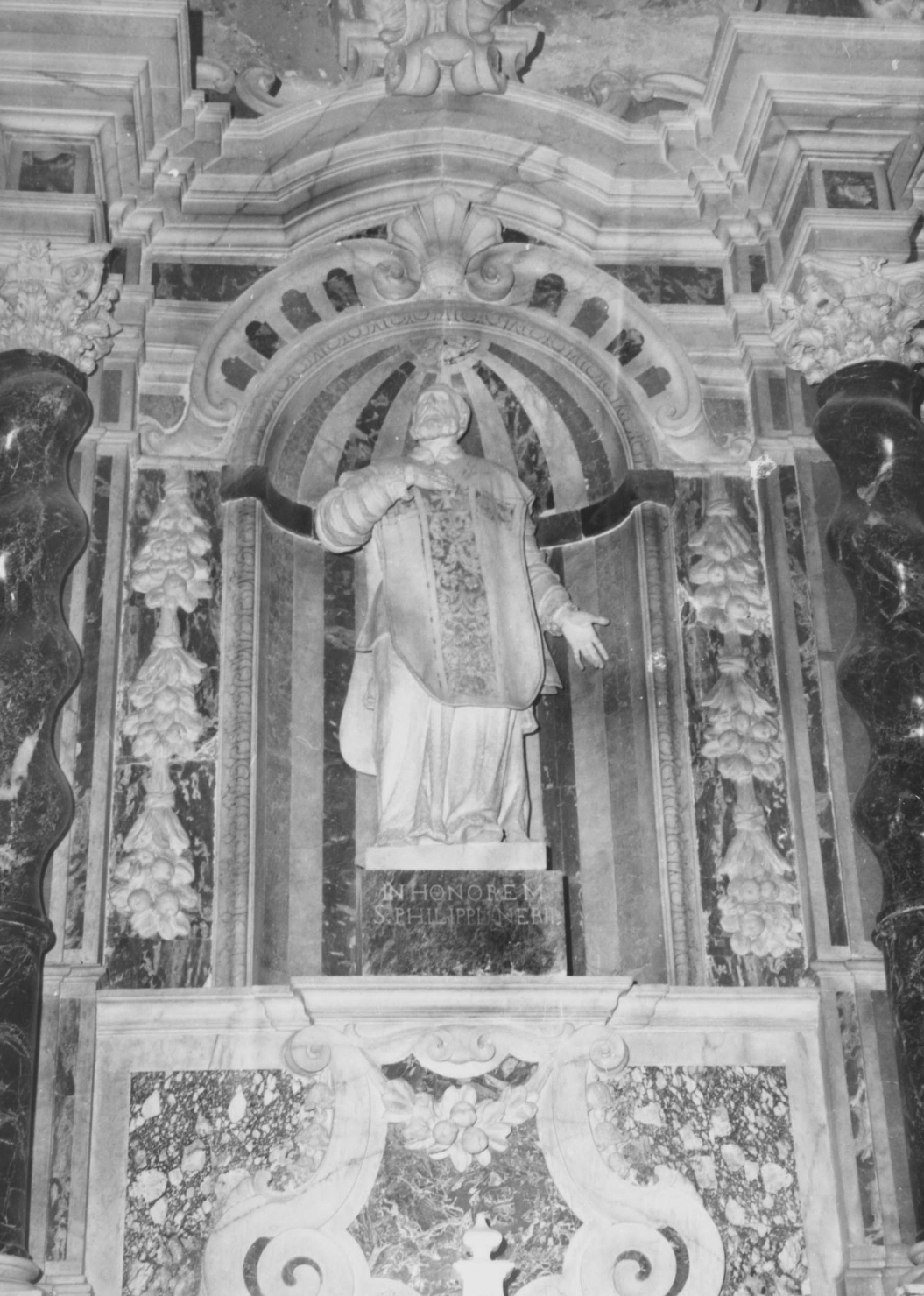 San filippo neri (statua)