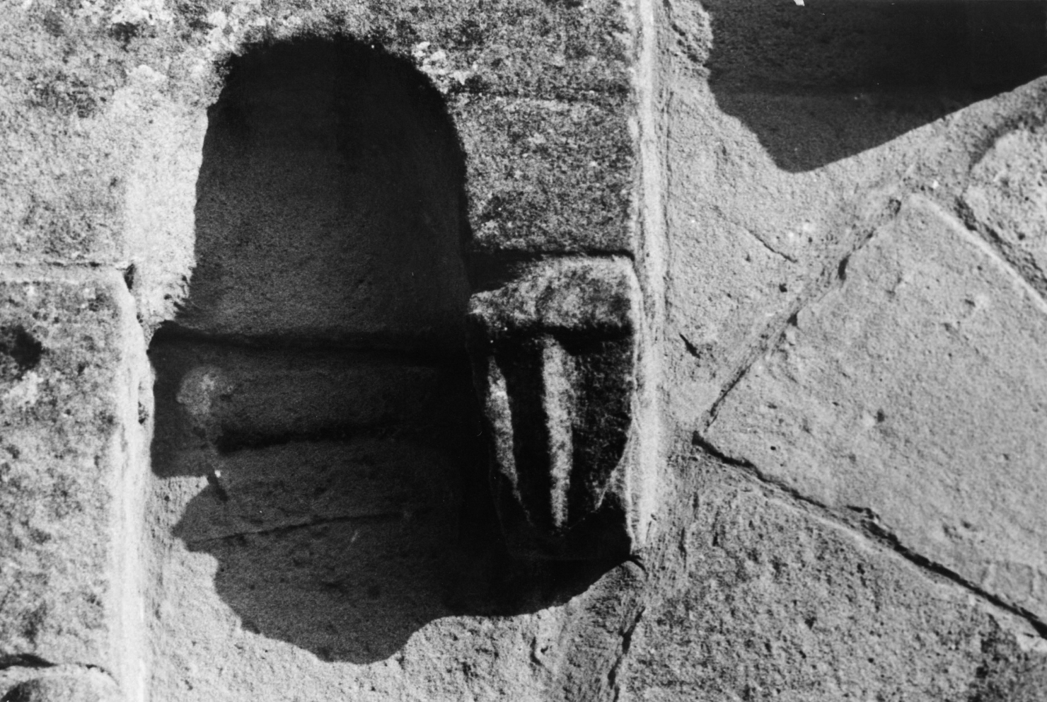 Mensola architettonica, complesso decorativo