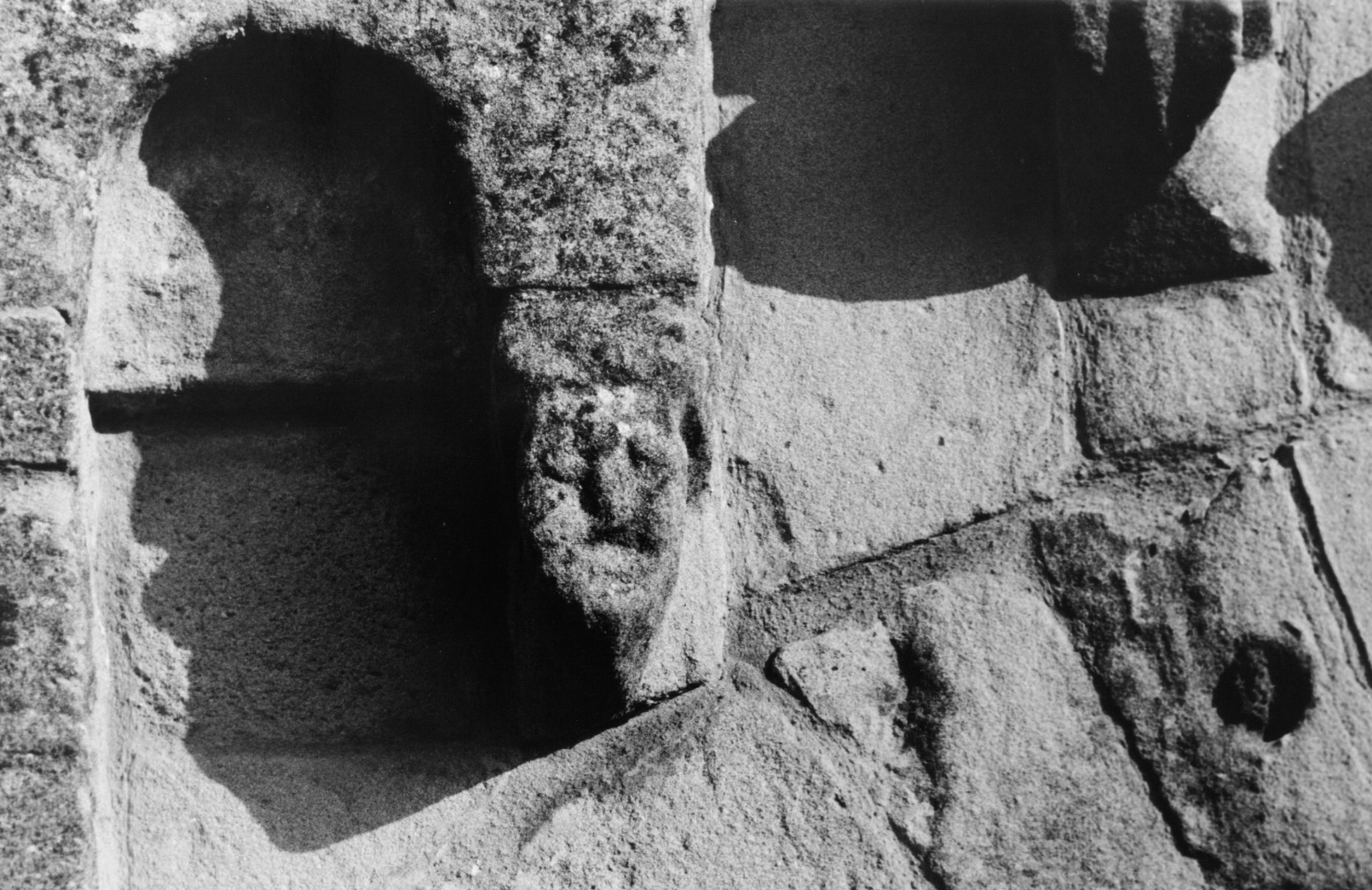 Mensola architettonica, complesso decorativo