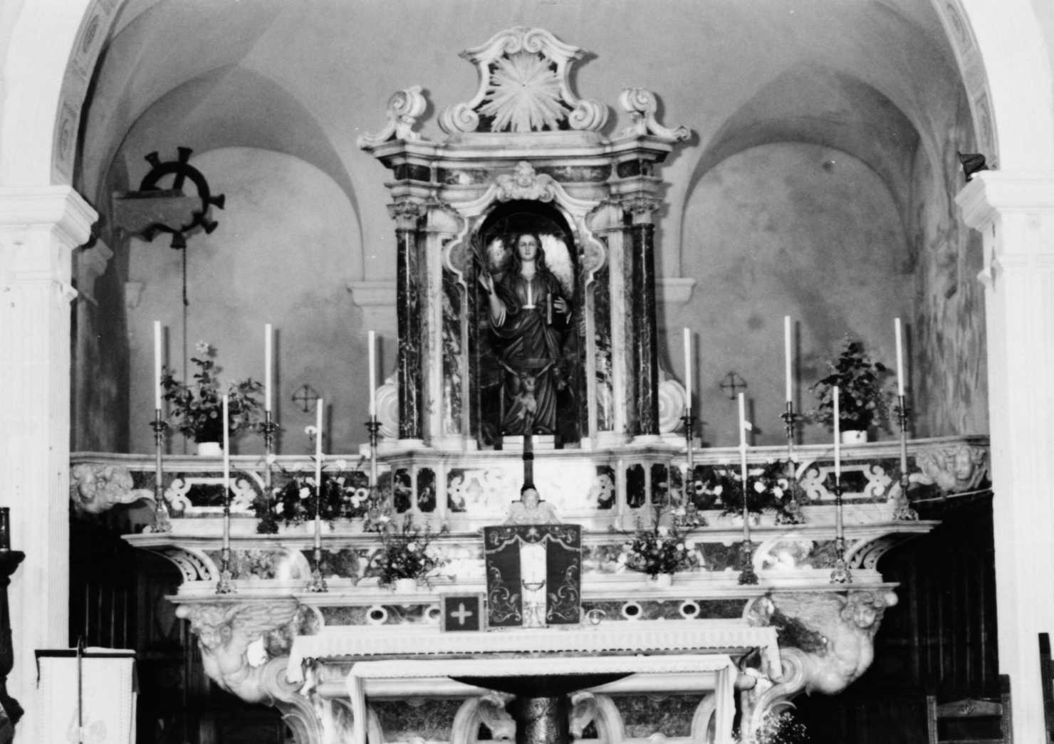 Altare