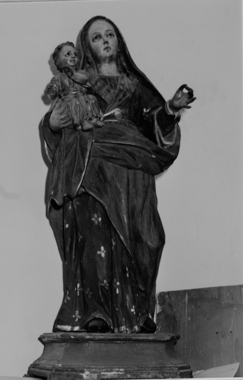 Madonna del rosario (statua)