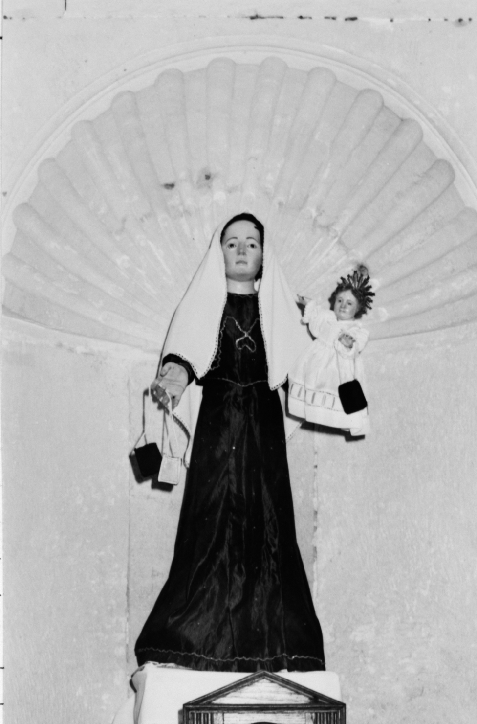 Madonna del carmelo (statua)