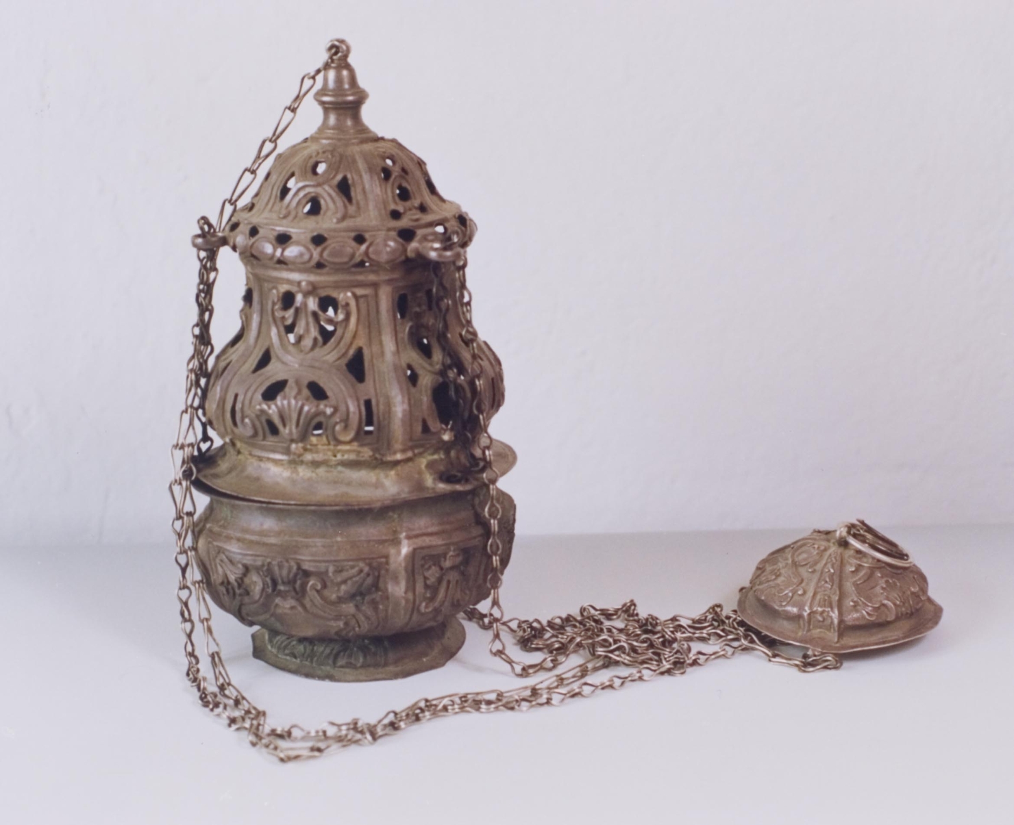 Turibolo - a vaso fiammeggiante