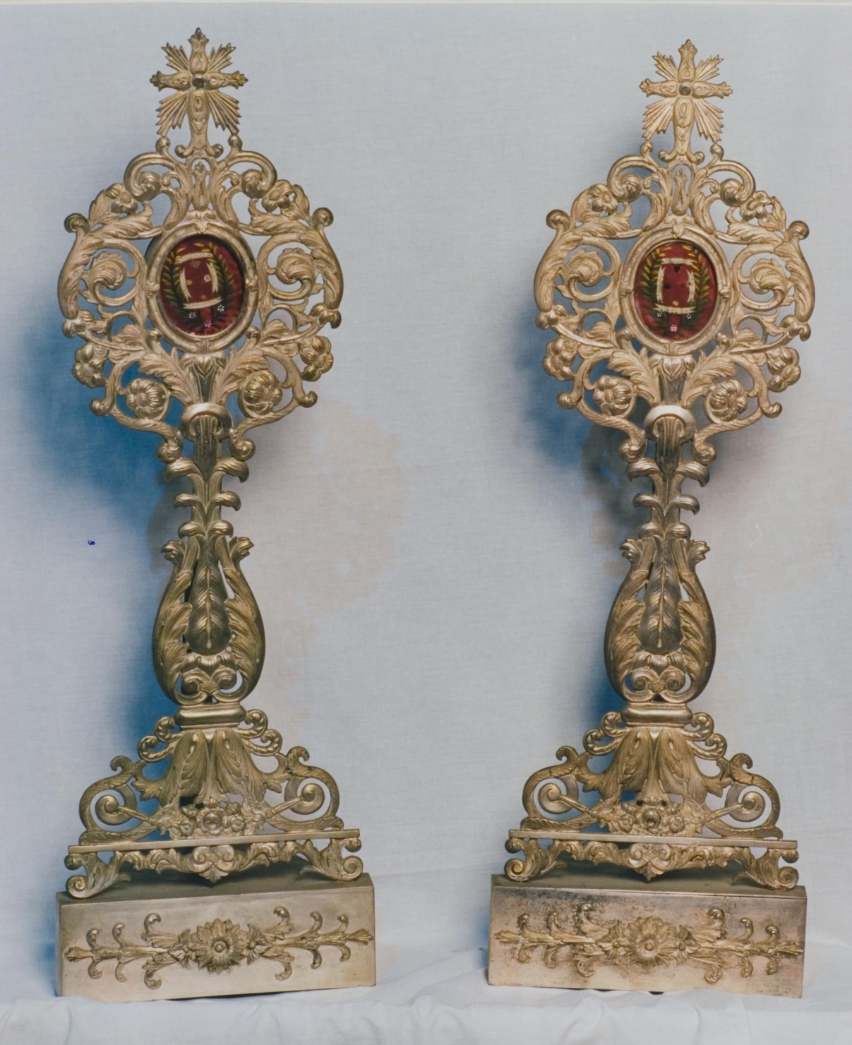 Reliquiario-ostensorio, serie