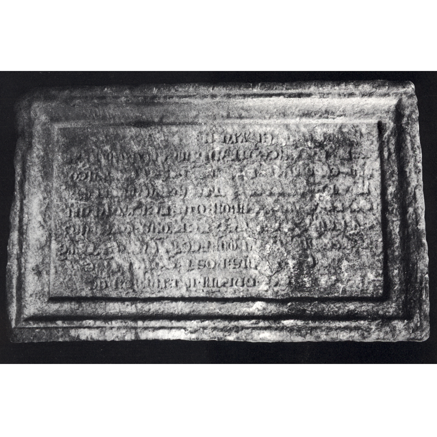 Epigrafe della porta a mari, lapide documentaria, frammento