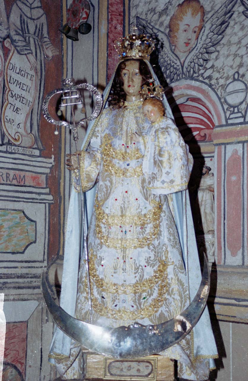 Madonna dei martiri (statua)