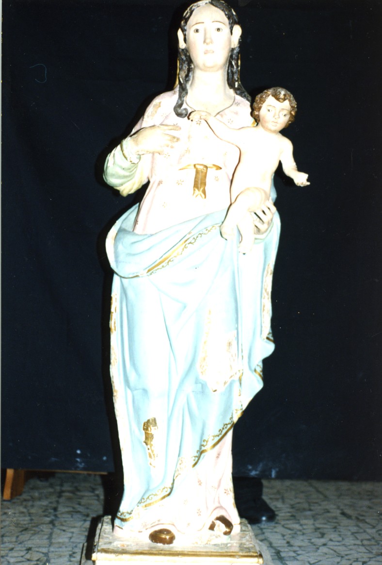 Madonna con bambino (statua)