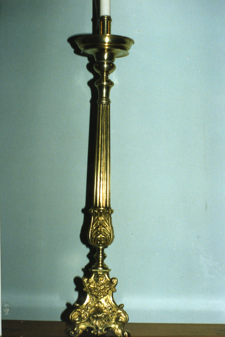 Candeliere d'altare, serie