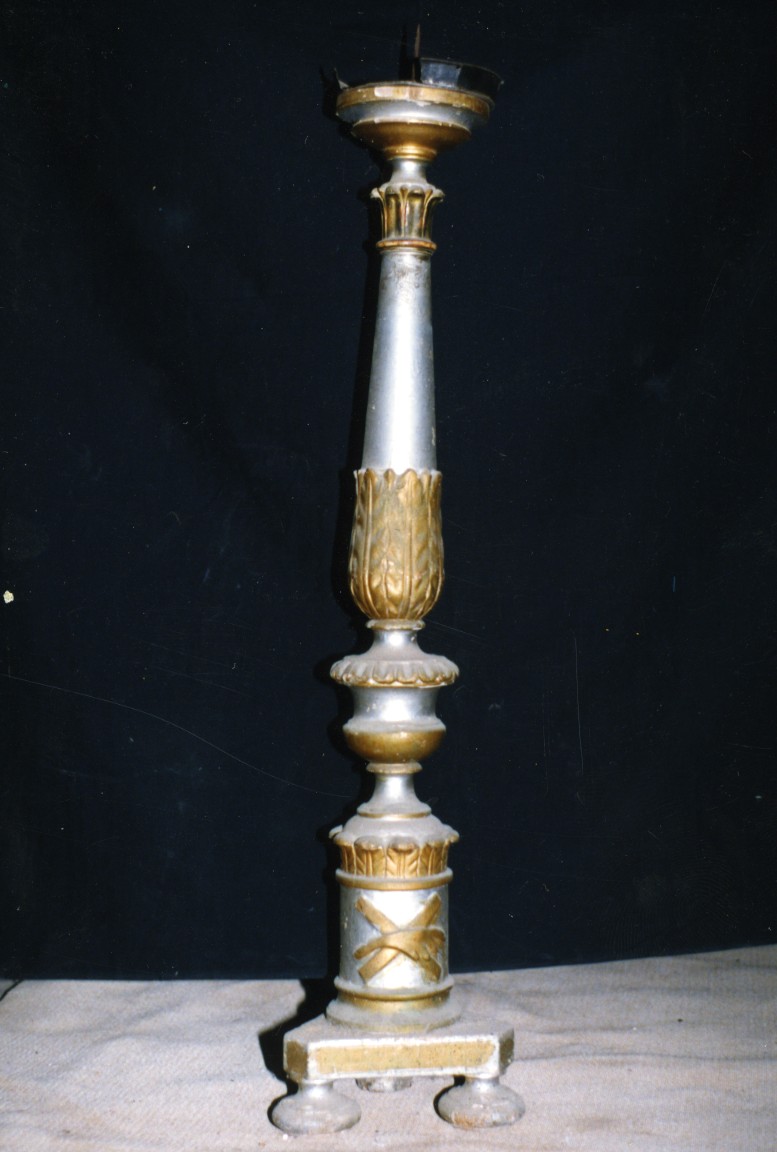 Candeliere d'altare, serie