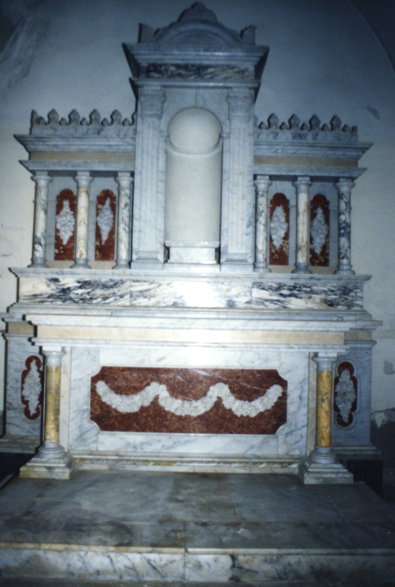 Altare