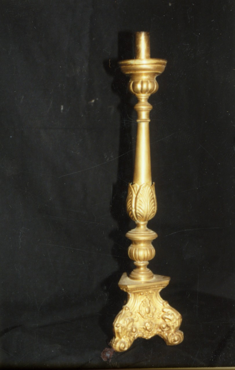 Candeliere d'altare, serie