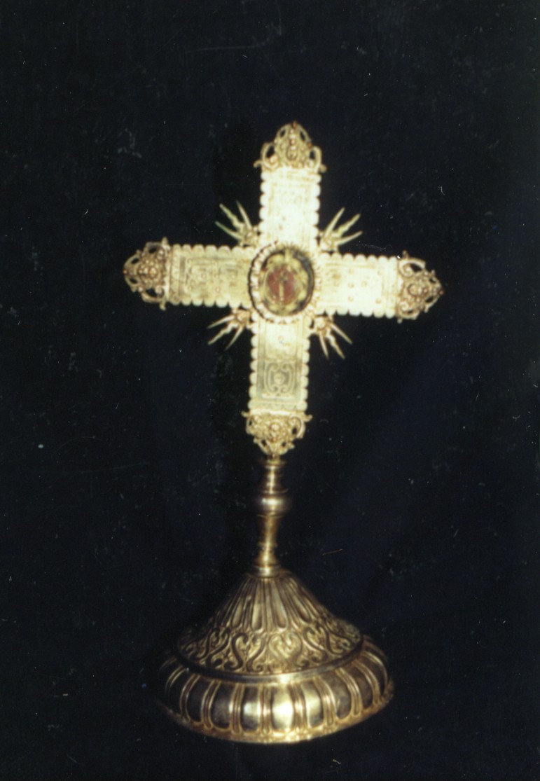Stauroteca
