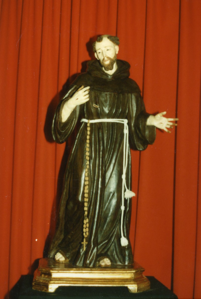 San francesco d'assisi (statua)