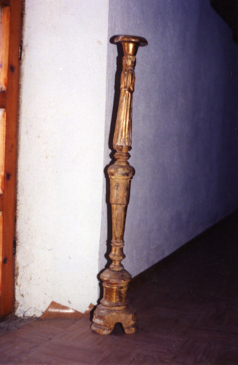 Candeliere d'altare, serie