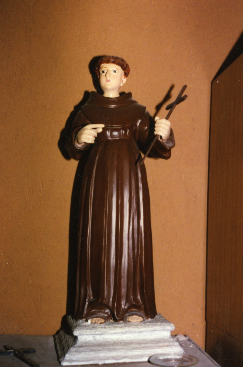San francesco d'assisi (statua)