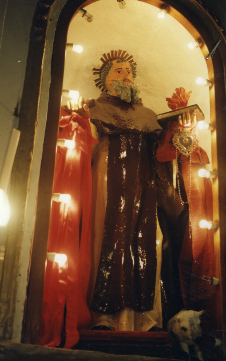 Sant'antonio abate (statua)