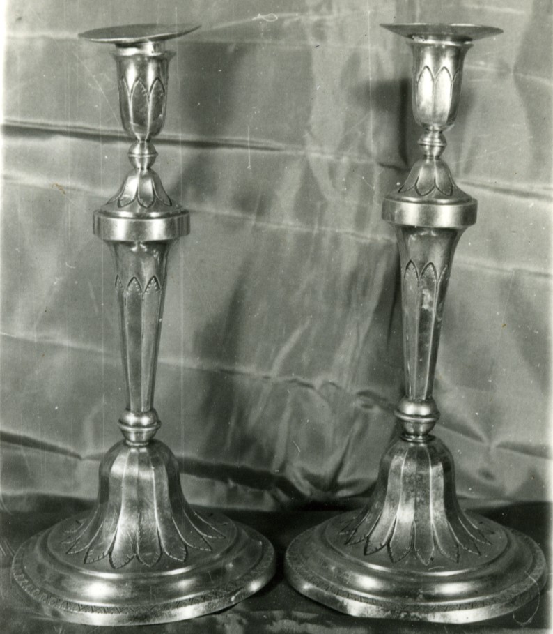 Candelabro, serie