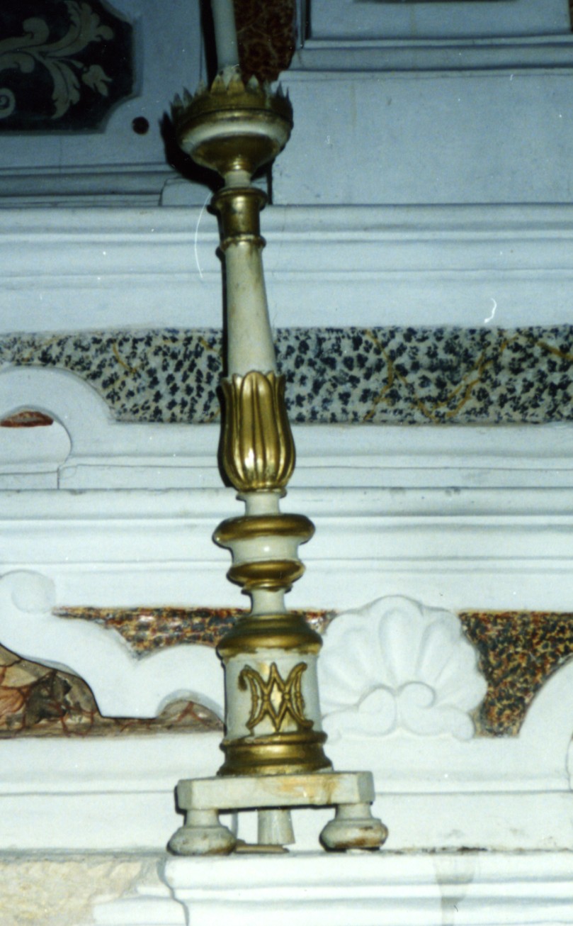 Candelabro, serie