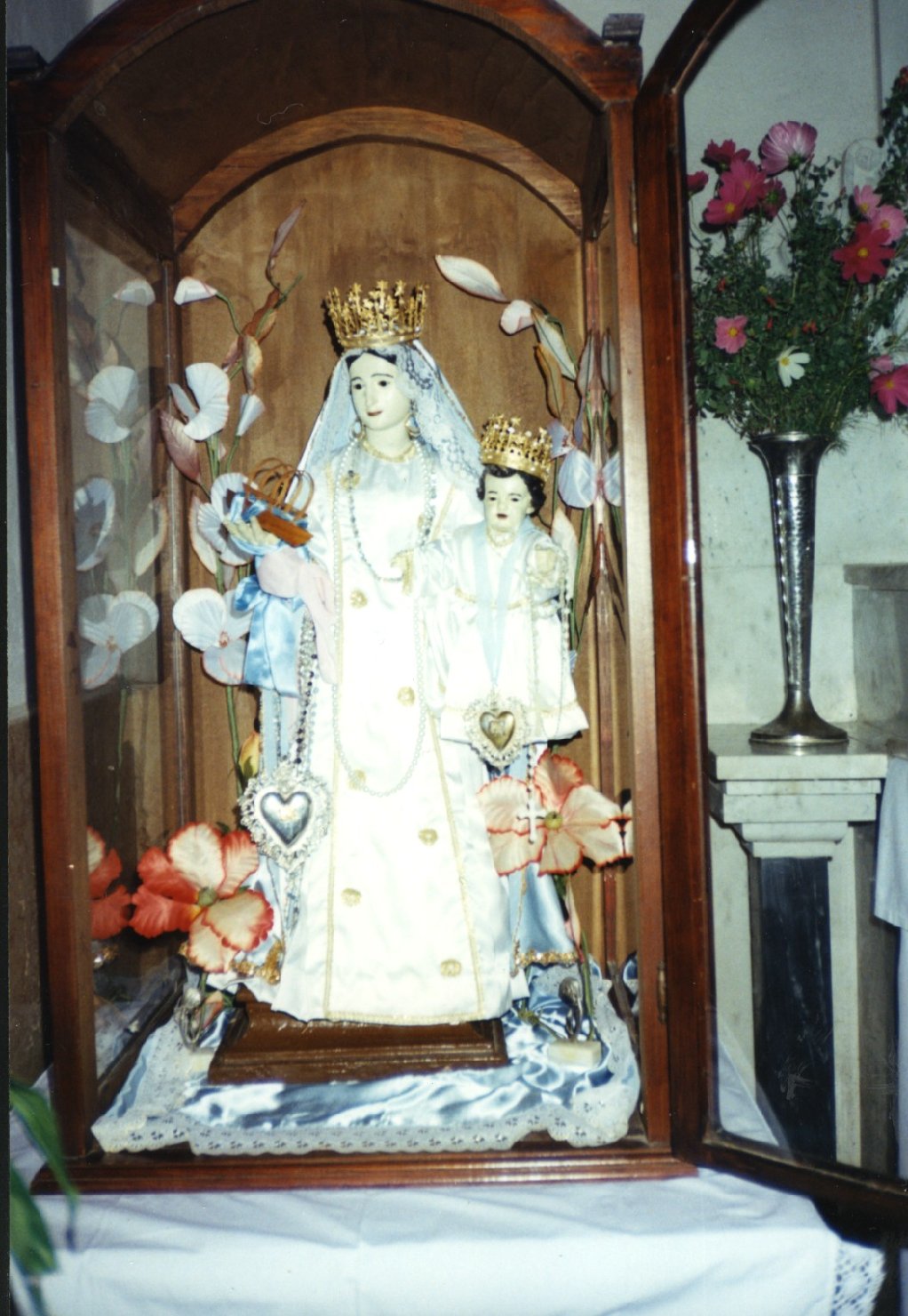 Madonna di bonaria (scultura)